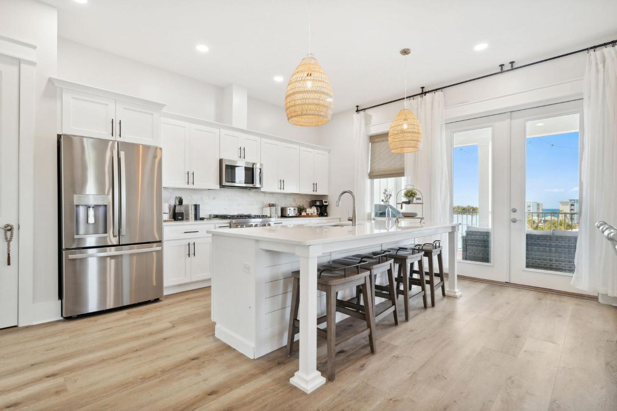Grand Retreat Ii: 4br, 5ba, Sleeps 15 Private Pool Your Perfect Escape!