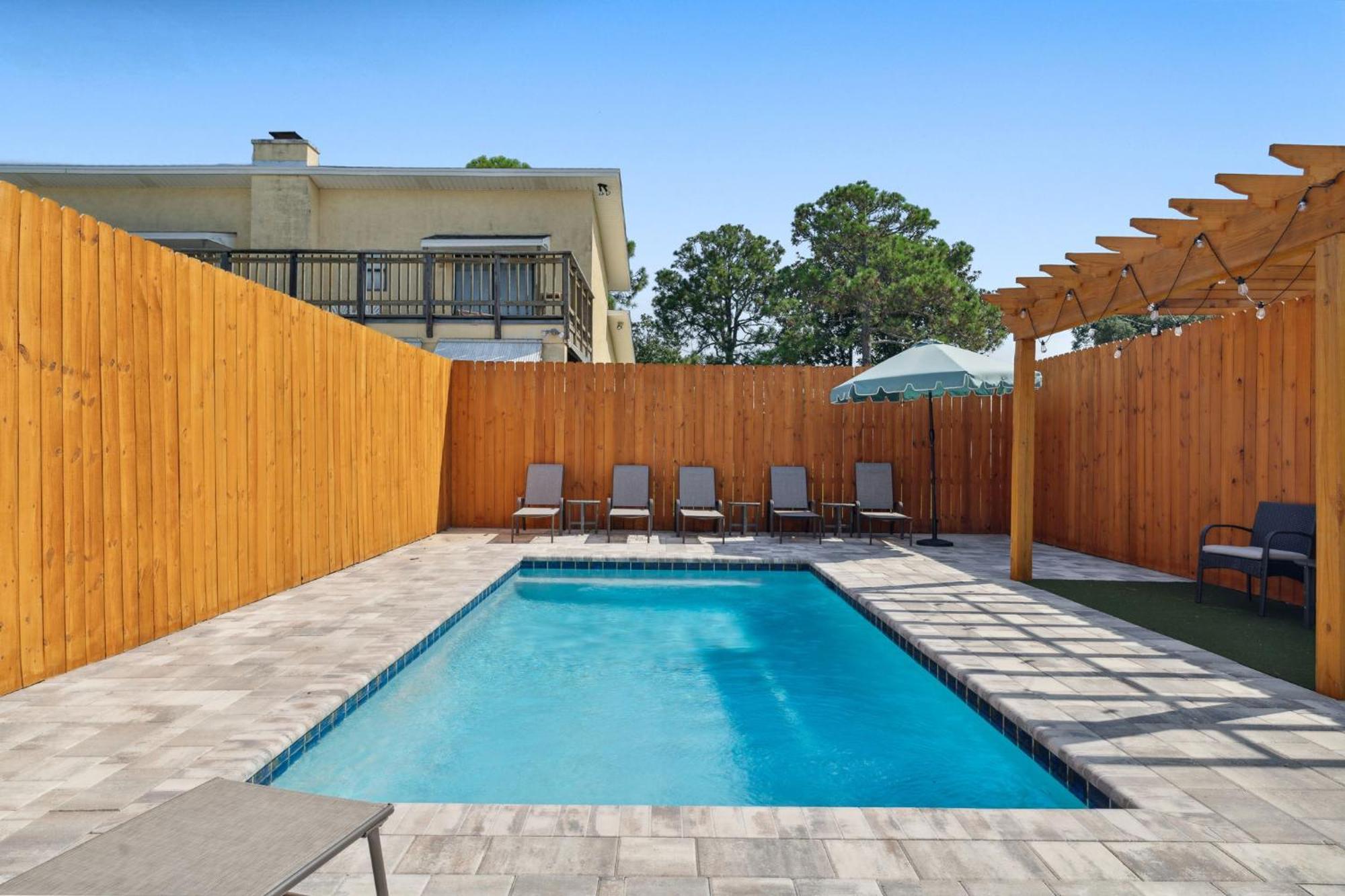 Holiday home Grand Retreat Ii: 4br, 5ba, Sleeps 15 Private Pool Your Perfect Escape! *